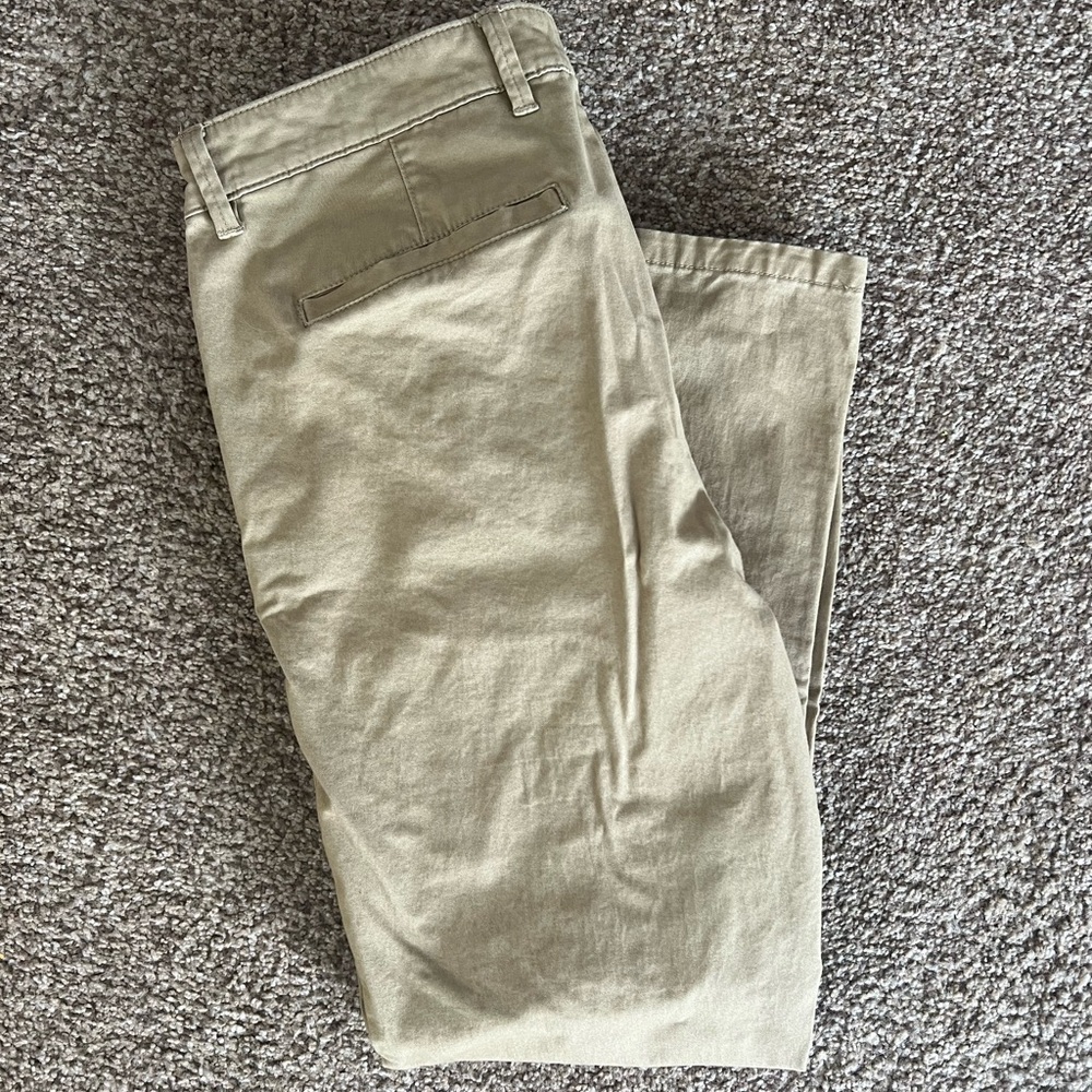 Weatherproof Vintage Tan Chinos with Lightweight Fabric and Straight Fit